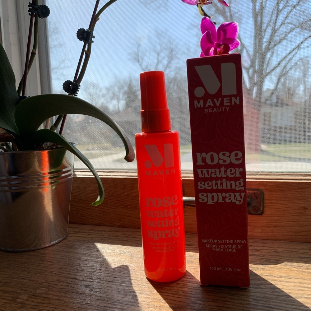 Maven Rosewater setting spray